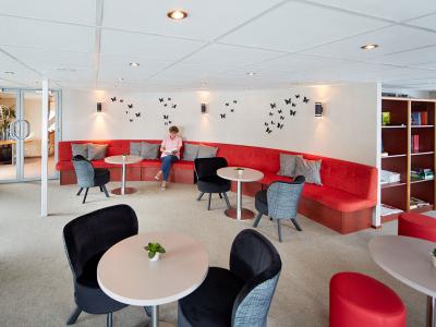 MS CARISSIMA / Bibliothek